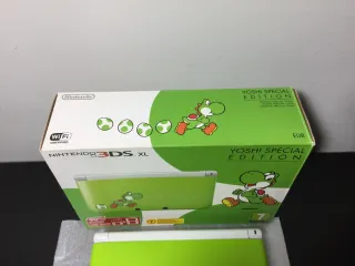 Nintendo 3DS XL Yoshi Special Edition Verde
