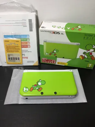 Nintendo 3DS XL Yoshi Special Edition Verde