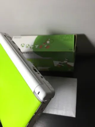 Nintendo 3DS XL Yoshi Special Edition Verde