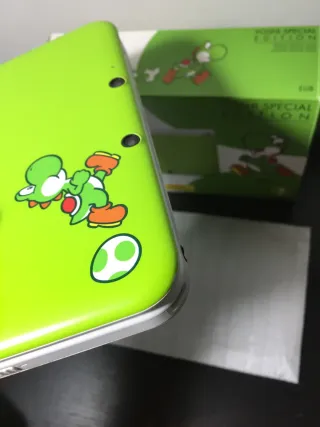 Nintendo 3DS XL Yoshi Special Edition Verde