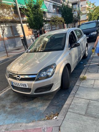 Opel Astra 2007 o cambio por furgoneta