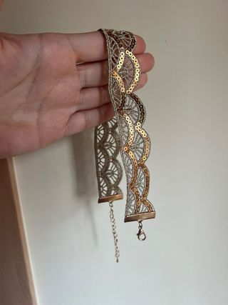 Collar choker dorado