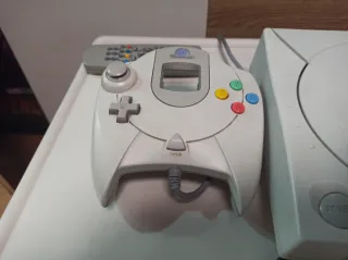 Sega Dreamcast con GDEMU