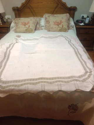 Toquilla de bebé rosa de bautizo
