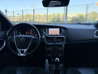 Volvo V40 2018