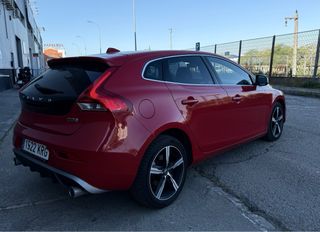 Volvo V40 2018