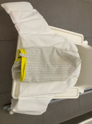 Trona Antilop Ikea con funda y respaldo acolchado