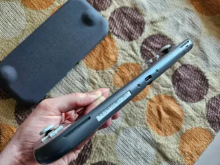 Nintendo Switch Lite + Cargador y Funda