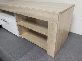 Mueble TV madera y blanco