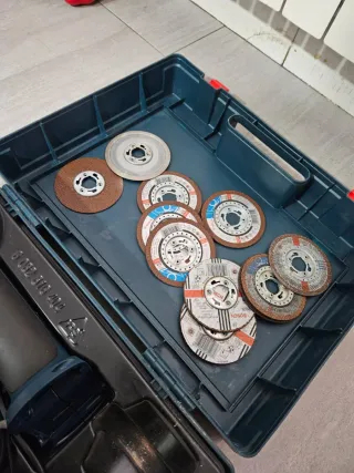 Radial con Maletin Bosch GWS 14,4 V