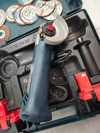 Radial con Maletin Bosch GWS 14,4 V