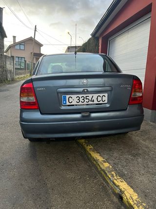 Opel Astra 2002