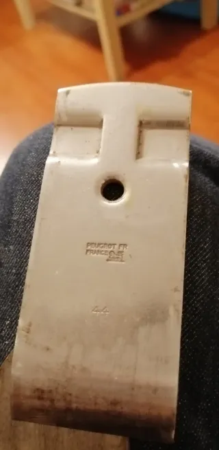 Cepillo de carpintero madera antiguo