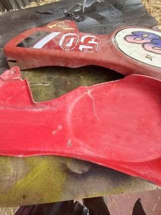 TAPAS  LATERALES DERBI