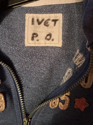 Chaqueta infantil con capucha talla 6-7 años