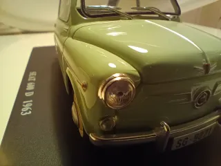 Seat 600 D 1963 Escala 1:24