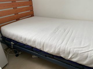 Cama articulada eléctrica con colchón