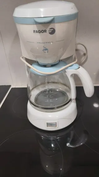 Cafetera Fagor Practica