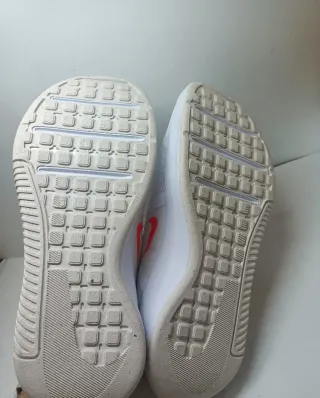 Scarpe Nike Unisex Tg 40.5 Nuove