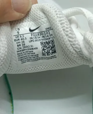 Scarpe Nike Unisex Tg 40.5 Nuove