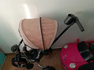 Triciclo infantil casi nuevo