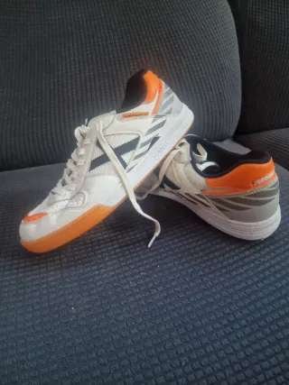 Zapatillas Fútbol Sala Munich Talla 43 Nuevas