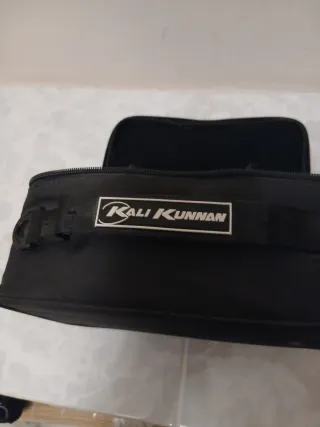 Estuche porta carretes de pesca