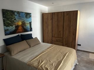 Se alquila apartamento