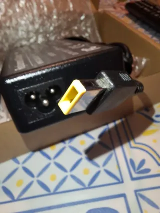 Alimentatore Lenovo 135W X002FAC14T