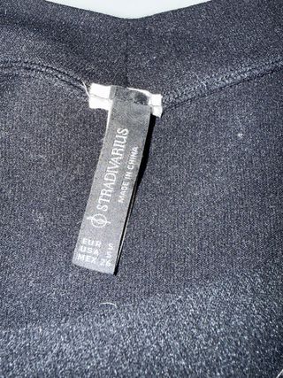 Stradivarius Camiseta Corta Manga Larga Negra