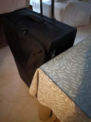 Maleta IT Luggage Grande Negra
