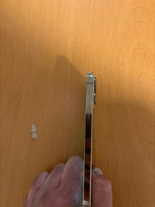 iPhone 13 Pro Max dorado