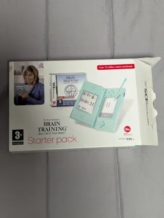 Nintendo DS Lite + Brain Training Starter Pack