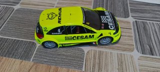 Coche Scalextric Renault Megane Ninco