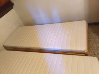 Cama apilable Ikea madera