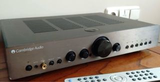 Amplificador Cambridge Audio Azur 350A Gris