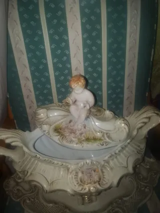 Ensaladera antigua de porcelana