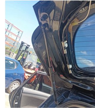 AMORTIGUADORESDELANTEROS Y AMORTIGUADORES PORTON