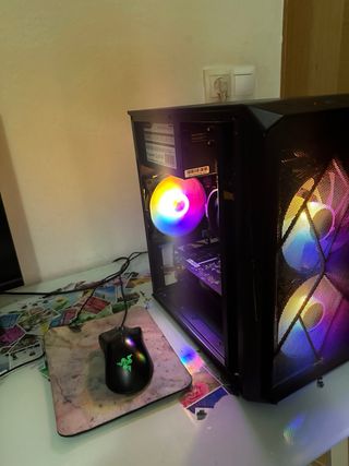 Pc Ryzen 5600G+1050+16GB RAM corsair+256ssd+500HHD
