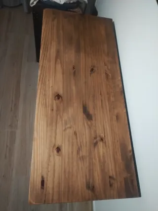 Cómoda de madera rústica