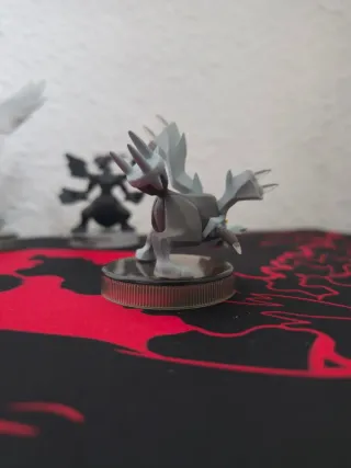Colección Pokémon Unova Legendary Dragons