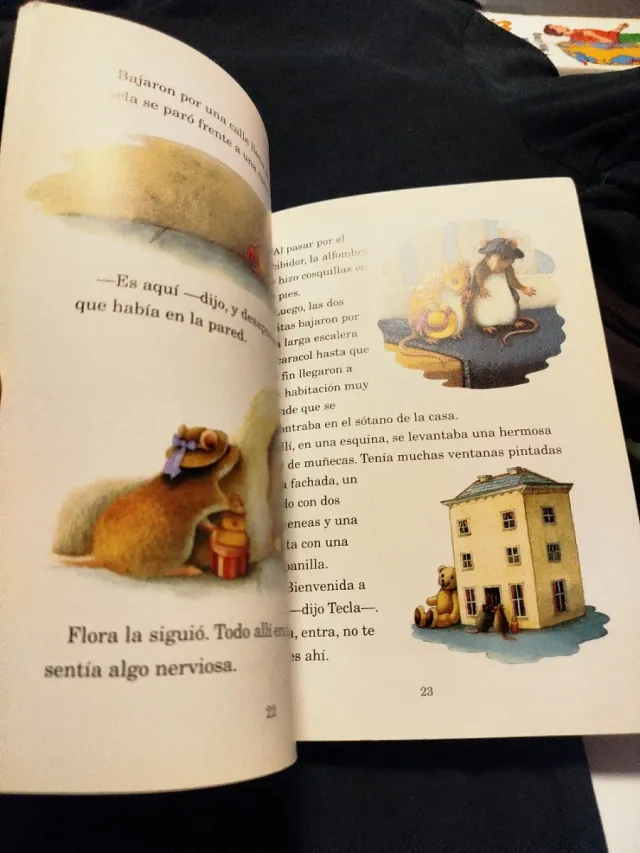 Flora Y Tecla (Spanish Edition)