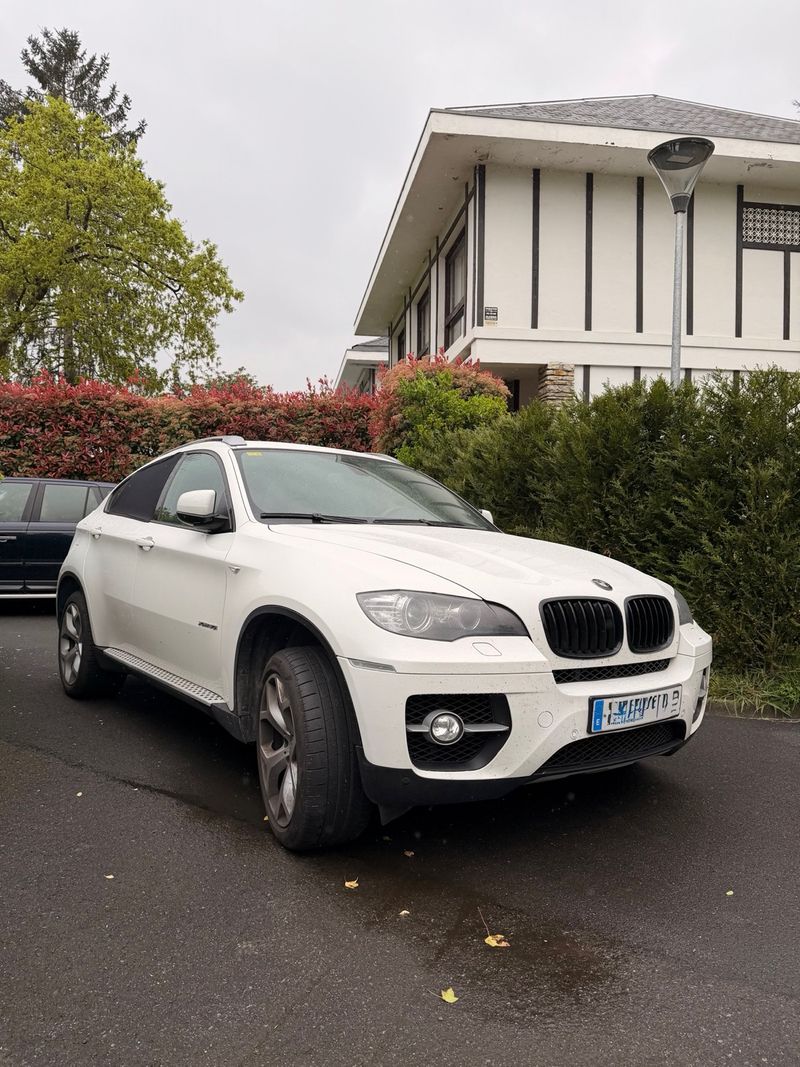 BMW X6 E71 XDRIVE50i - foto 1