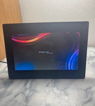 Marco digital 10.1 con mando