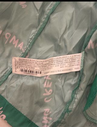 Chubasquero Zara Verde Estampado 12 Años