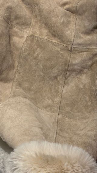 Abrigo largo de sheepskin y pelo sintetsingle muy