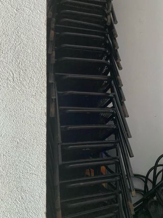Sillas metálicas apilables 20/unidad