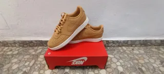Zapatillas Nike Marrones