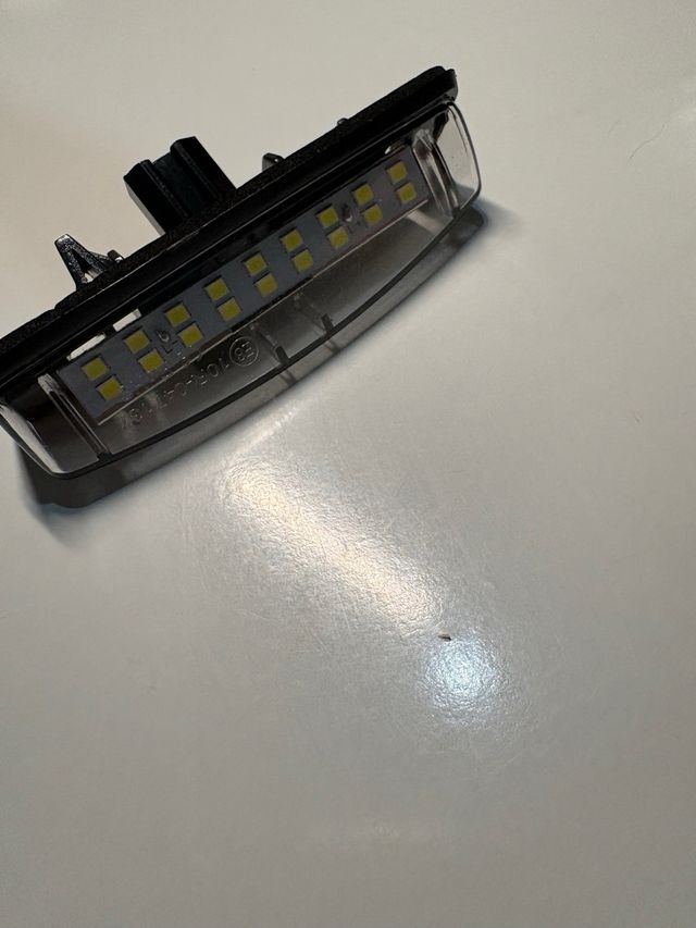 Luces LED Matrícula Coche