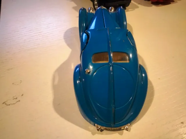 Coches a escala 1/24 para piezas